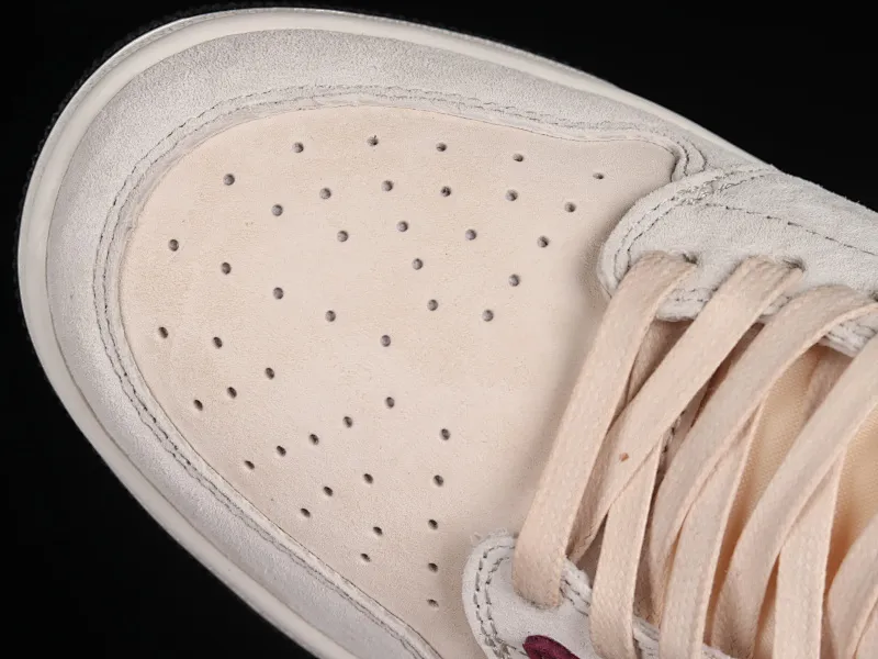 All Categories Air Jordan Jordan Series Basketball Shoes Air Jordan 1 Low Travis Scott x Air Jordan 1 Low OG AJ1 Joe 1 Reversed Overhook Joint Style Casual Sports Basketball Shoes DM7866-888